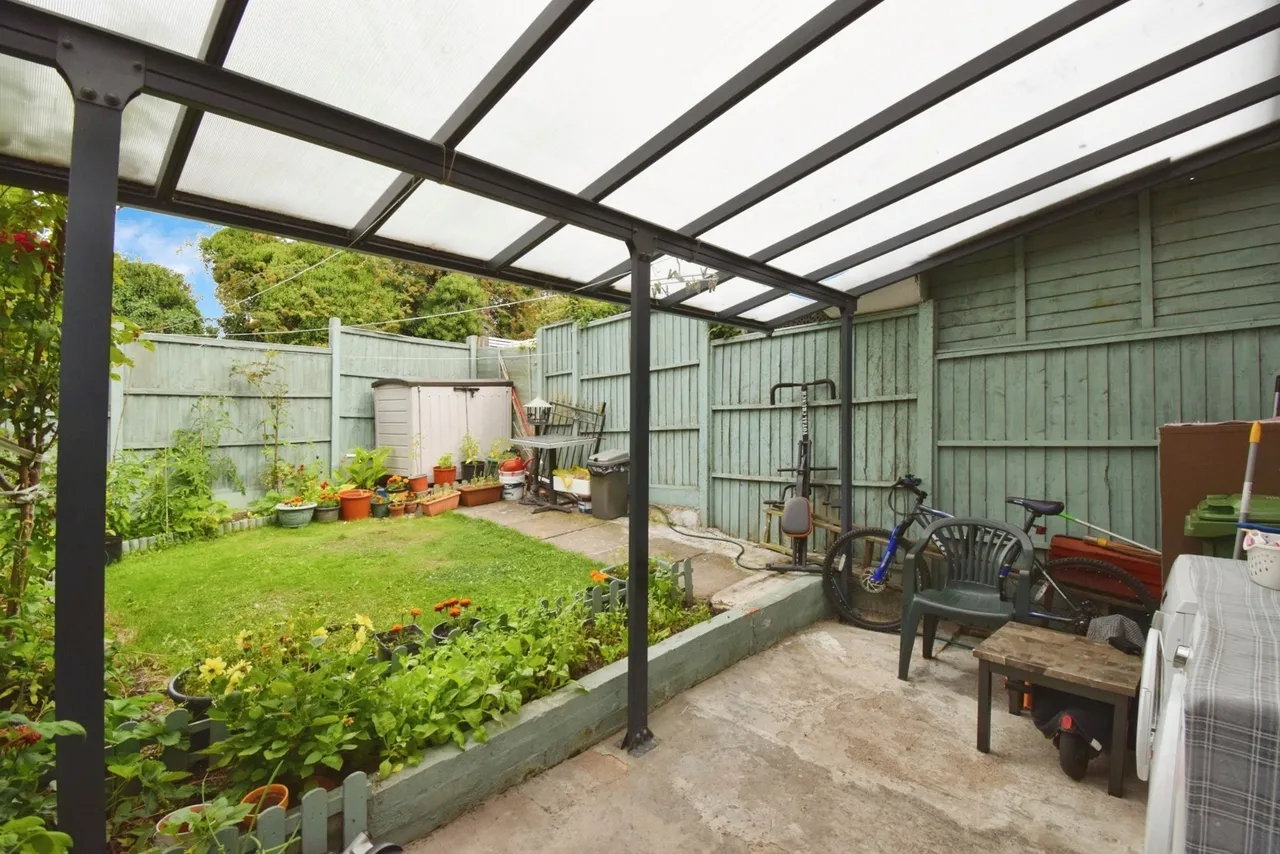 Bull Head Street, Wigston, LE18, photo 6