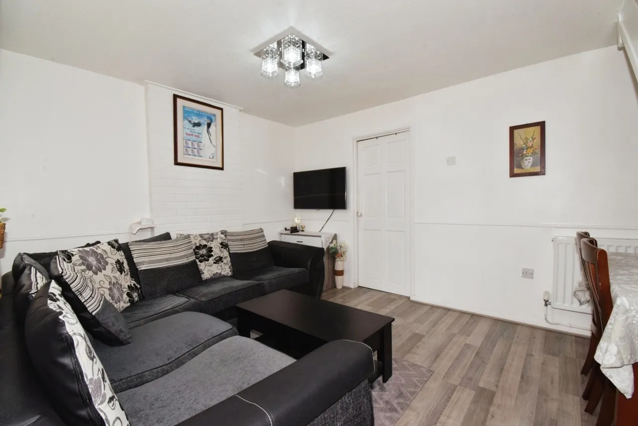 Bull Head Street, Wigston, LE18, photo 5