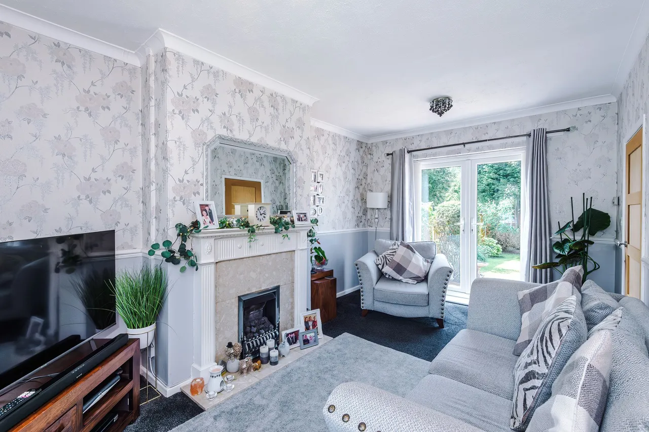 Queens Drive, Newton-Le-Willows, WA12 0LN, photo 2