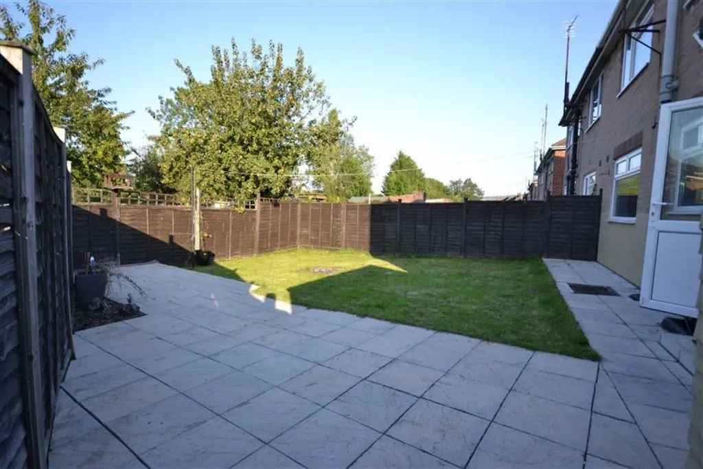 Winchester Way, Cheltenham, GL51, photo 8