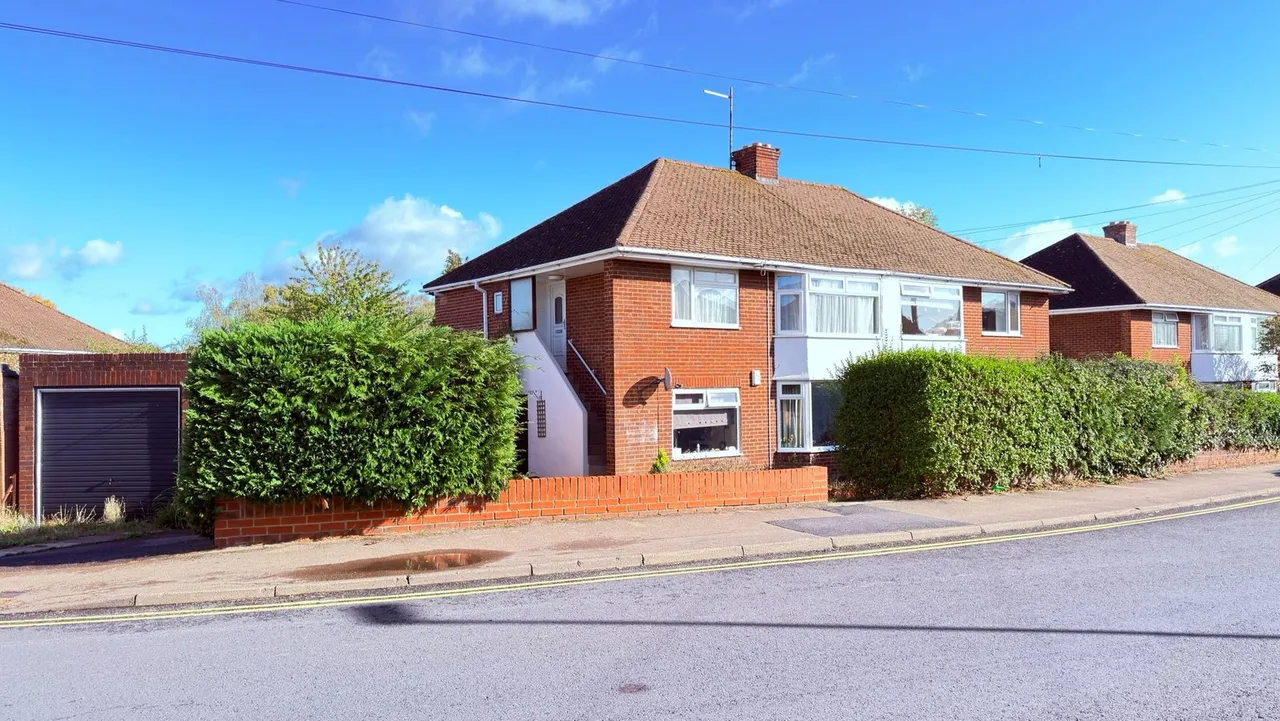 Winchester Way, Cheltenham, GL51, photo 11