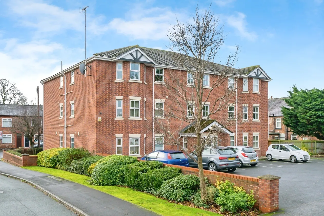 Ashfield Gardens, Warrington, Cheshire, WA4, photo 2