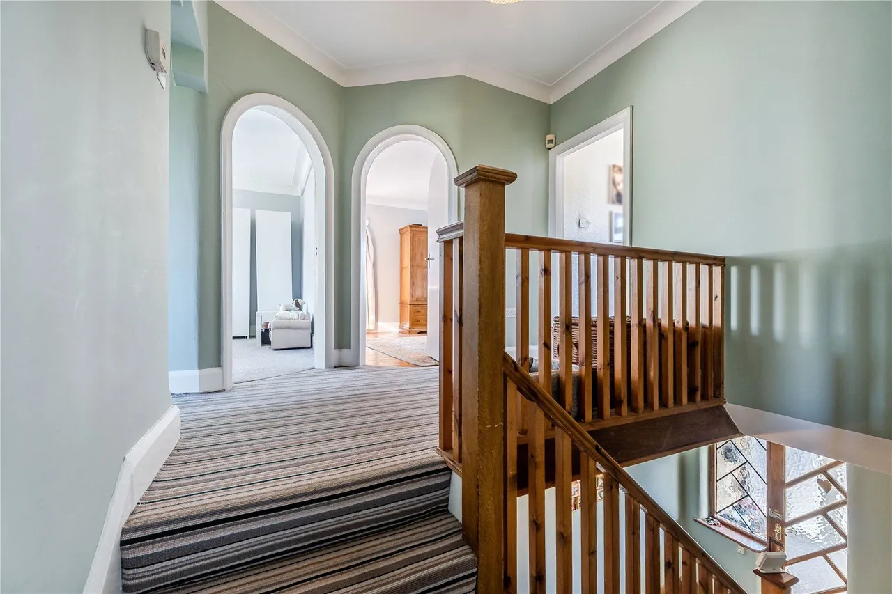 Sandhill Grove, Leeds, LS17, photo 22