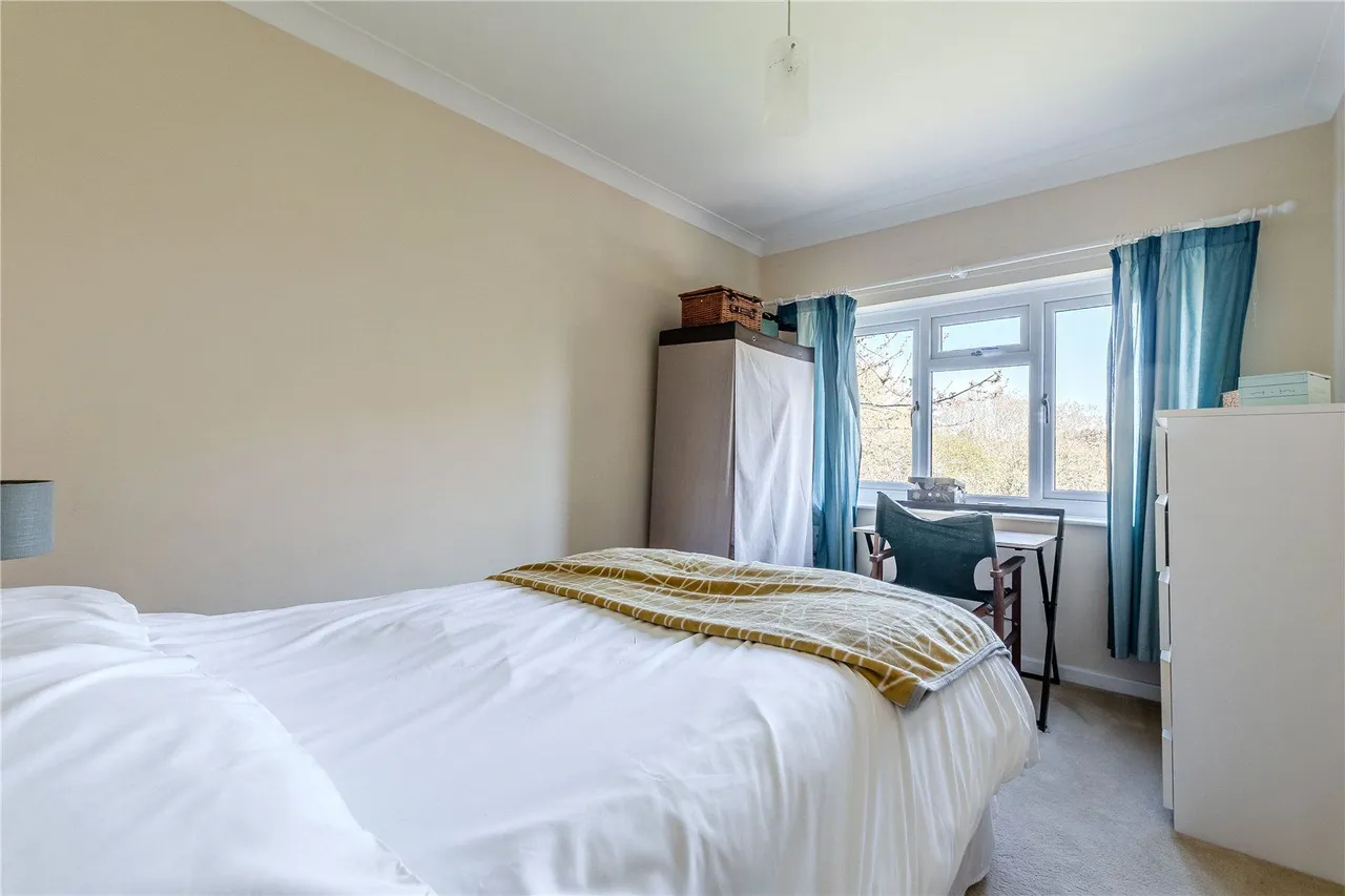 Sandhill Grove, Leeds, LS17, photo 11