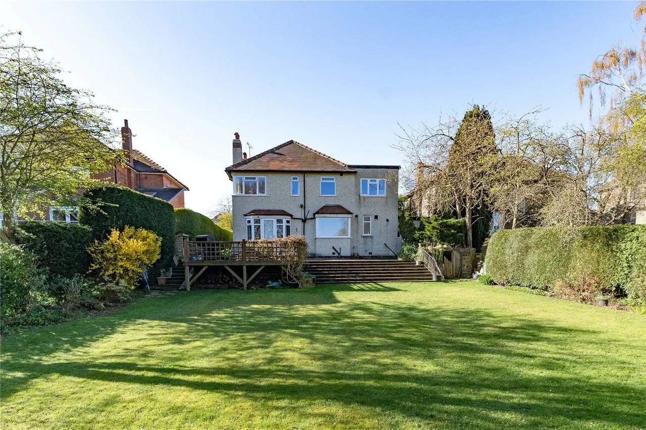 Sandhill Grove, Leeds, LS17, photo 12