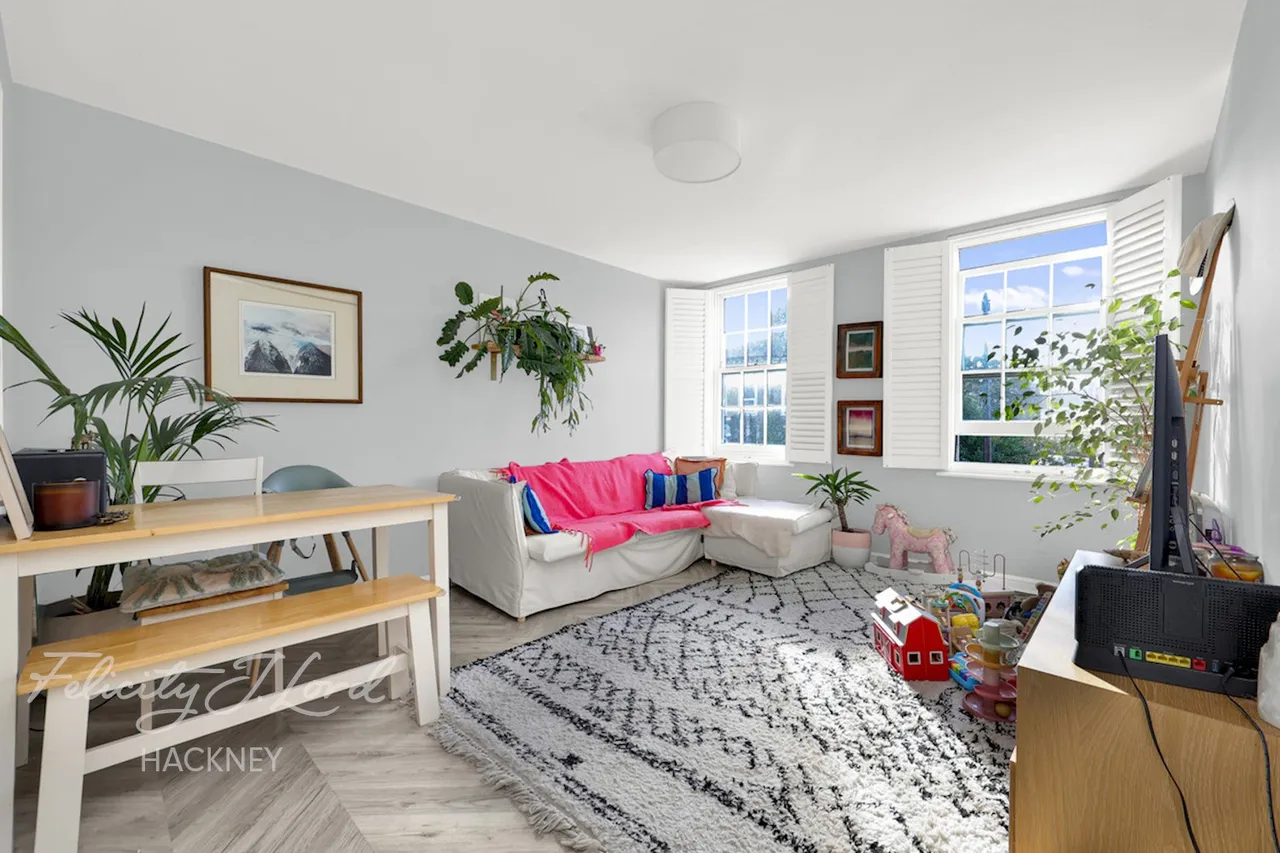 Pickering Close, London, E9, photo 15