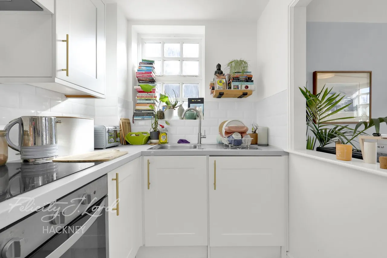 Pickering Close, London, E9, photo 18