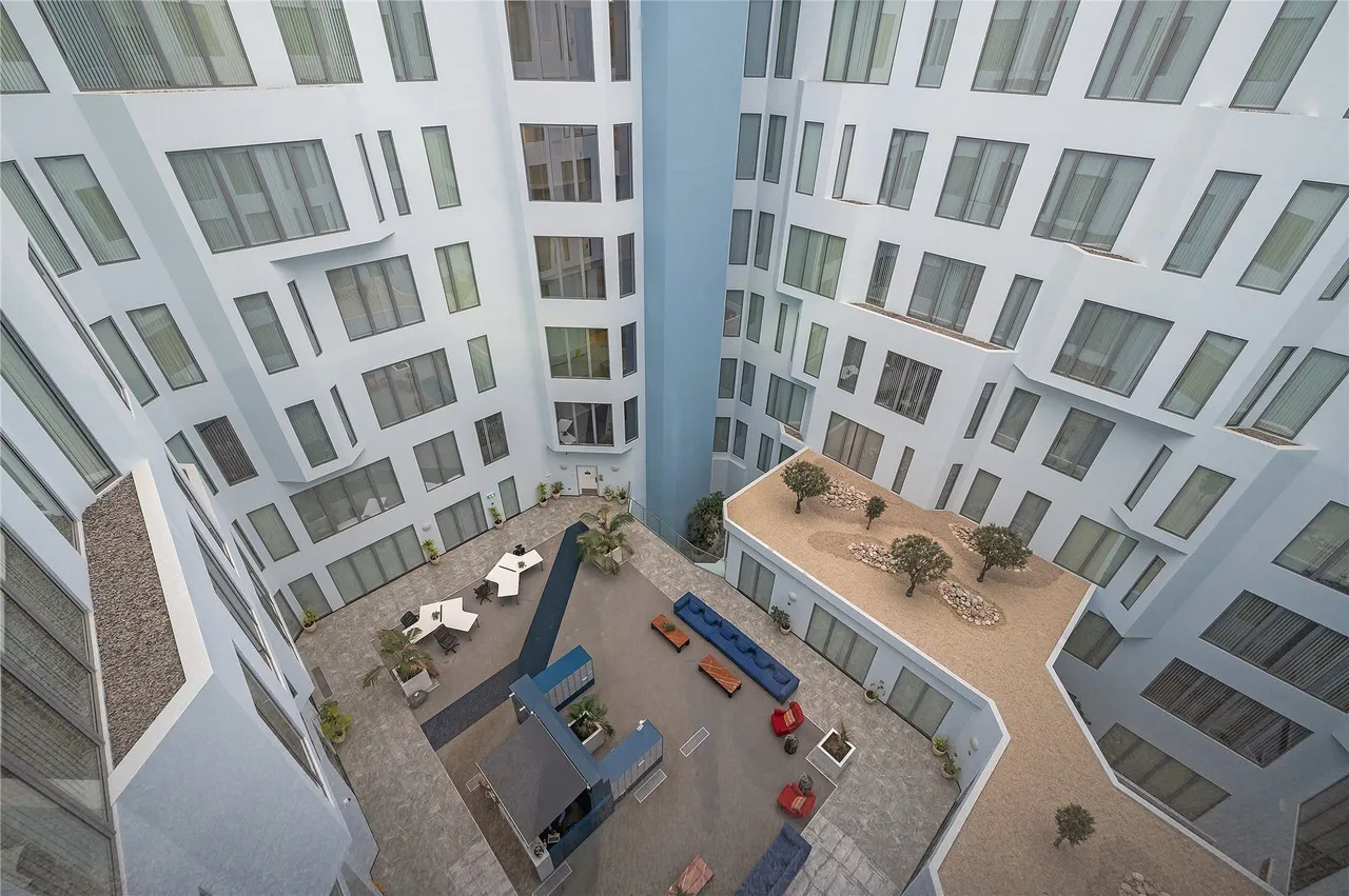 West Gate, London, W5, photo 3
