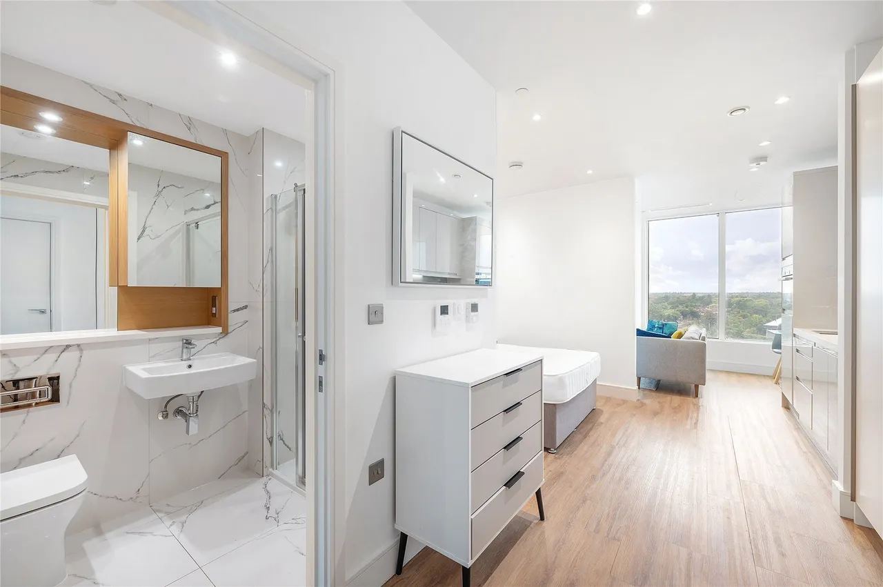 West Gate, London, W5, photo 6