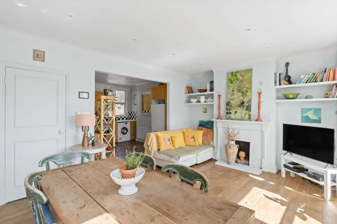 Marmion Road, London, SW11 5PA, photo 2