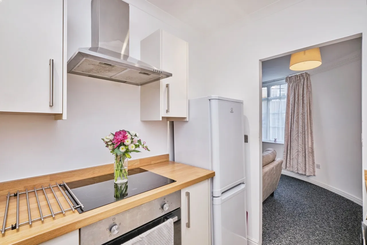 Amington Road, Tamworth, Staffordshire, B77, photo 10