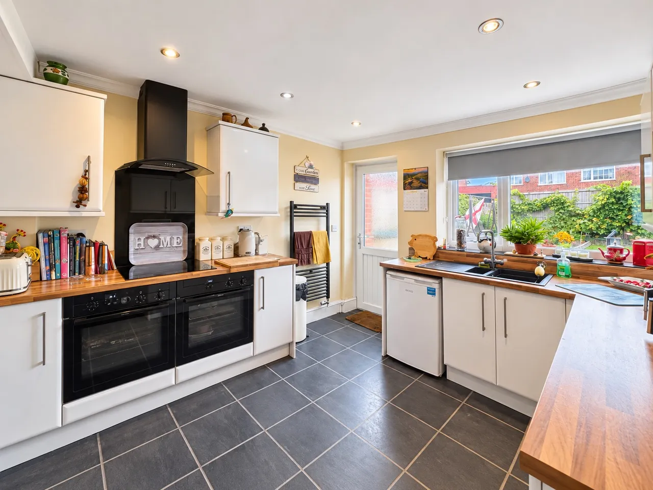 Bernard Avenue, Mansfield Woodhouse, NG19, photo 6