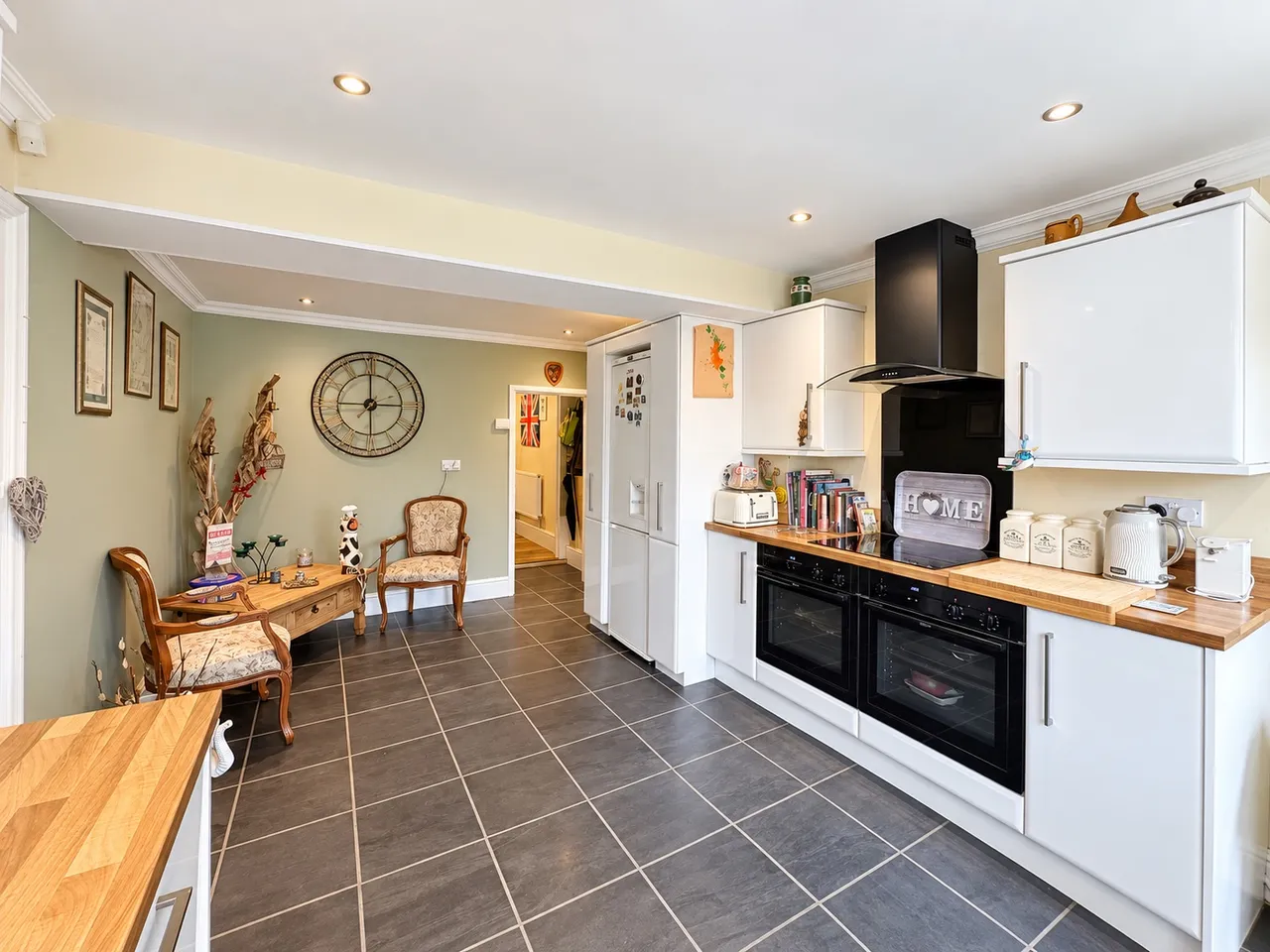 Bernard Avenue, Mansfield Woodhouse, NG19, photo 2