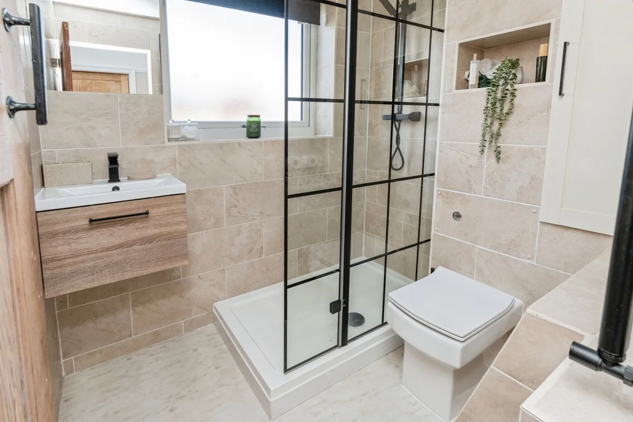 Girton Close, Ellesmere Port, CH65, photo 11
