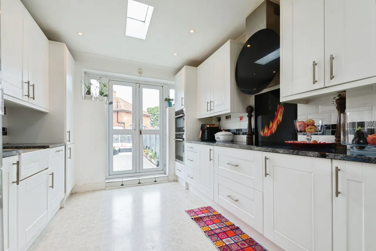 Middleton Road, Carshalton, photo 5