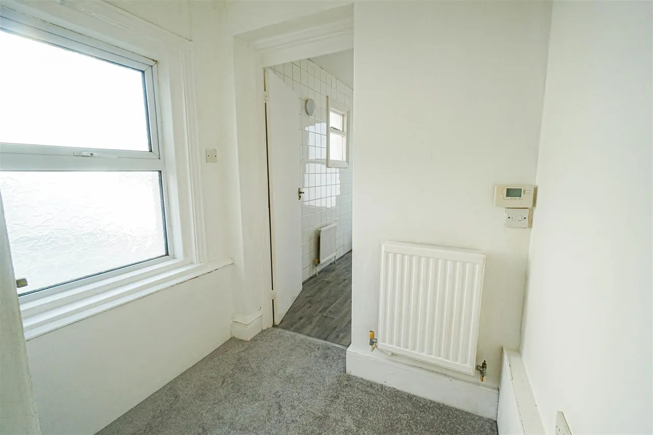 London Road, St Leonards-On-Sea, photo 7