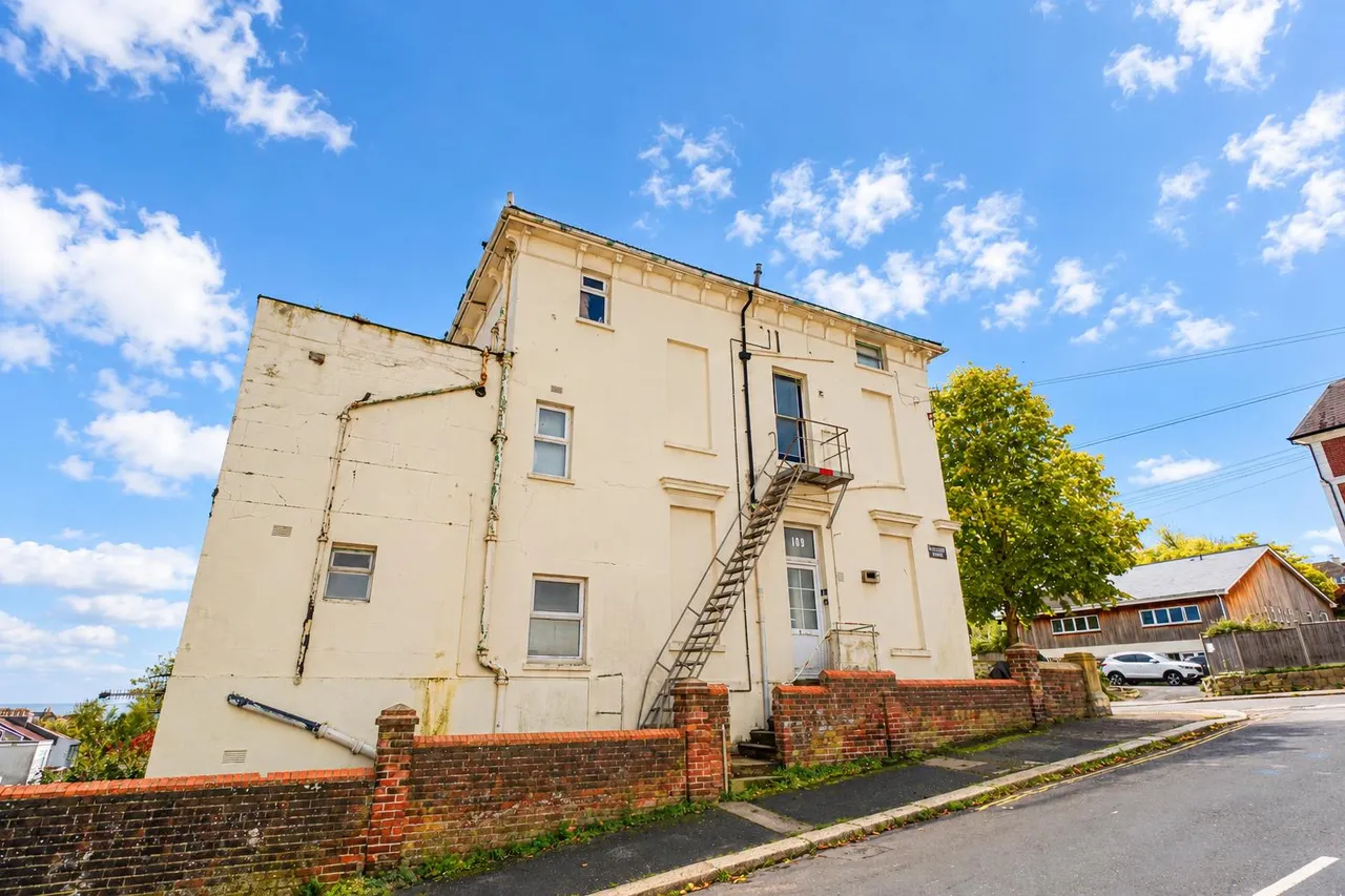 London Road, St Leonards-On-Sea, photo 9