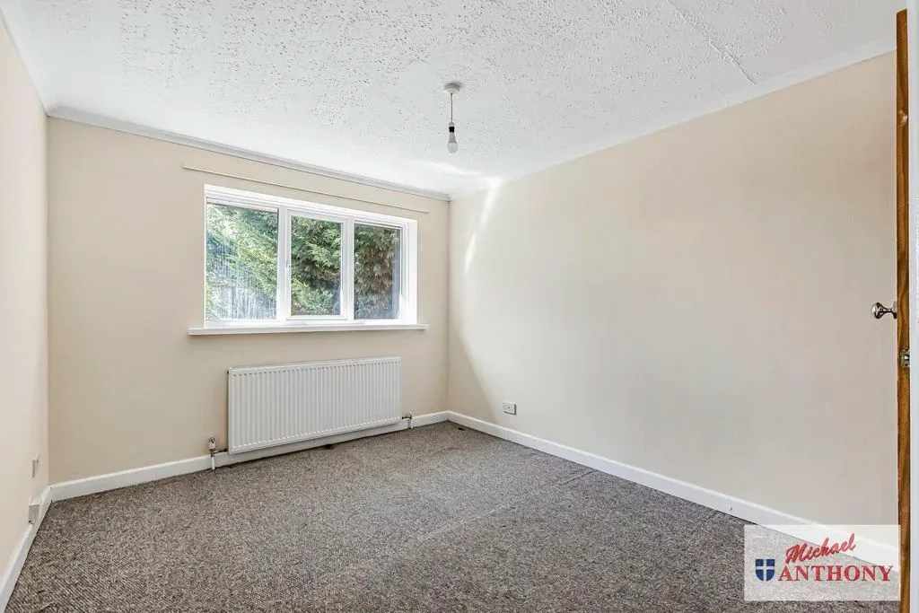 Eston Court, Bradville, Milton Keynes, Buckinghamshire, MK13 7DF, photo 8