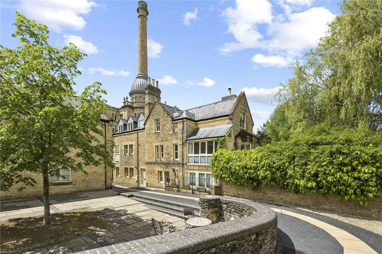 4 bed house for sale, Bliss Mill, Chipping Norton, OX7
