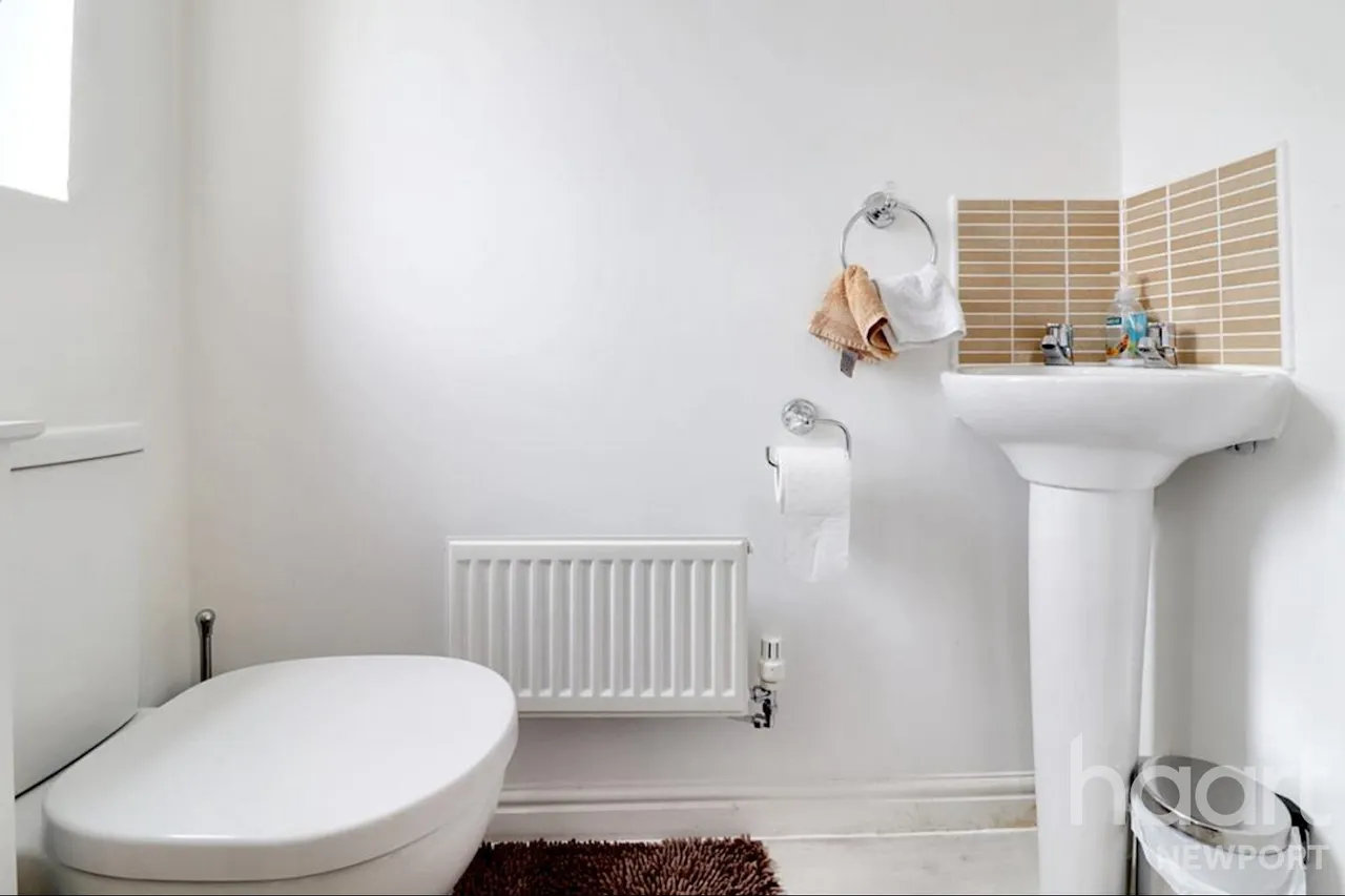 Cefn Adda Close, Newport, NP20, photo 6
