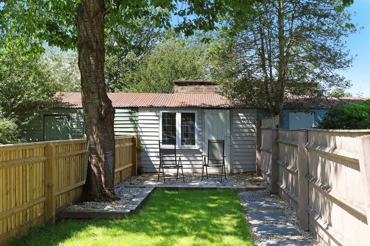 Lakes Lane, Beaconsfield, HP9, photo 16