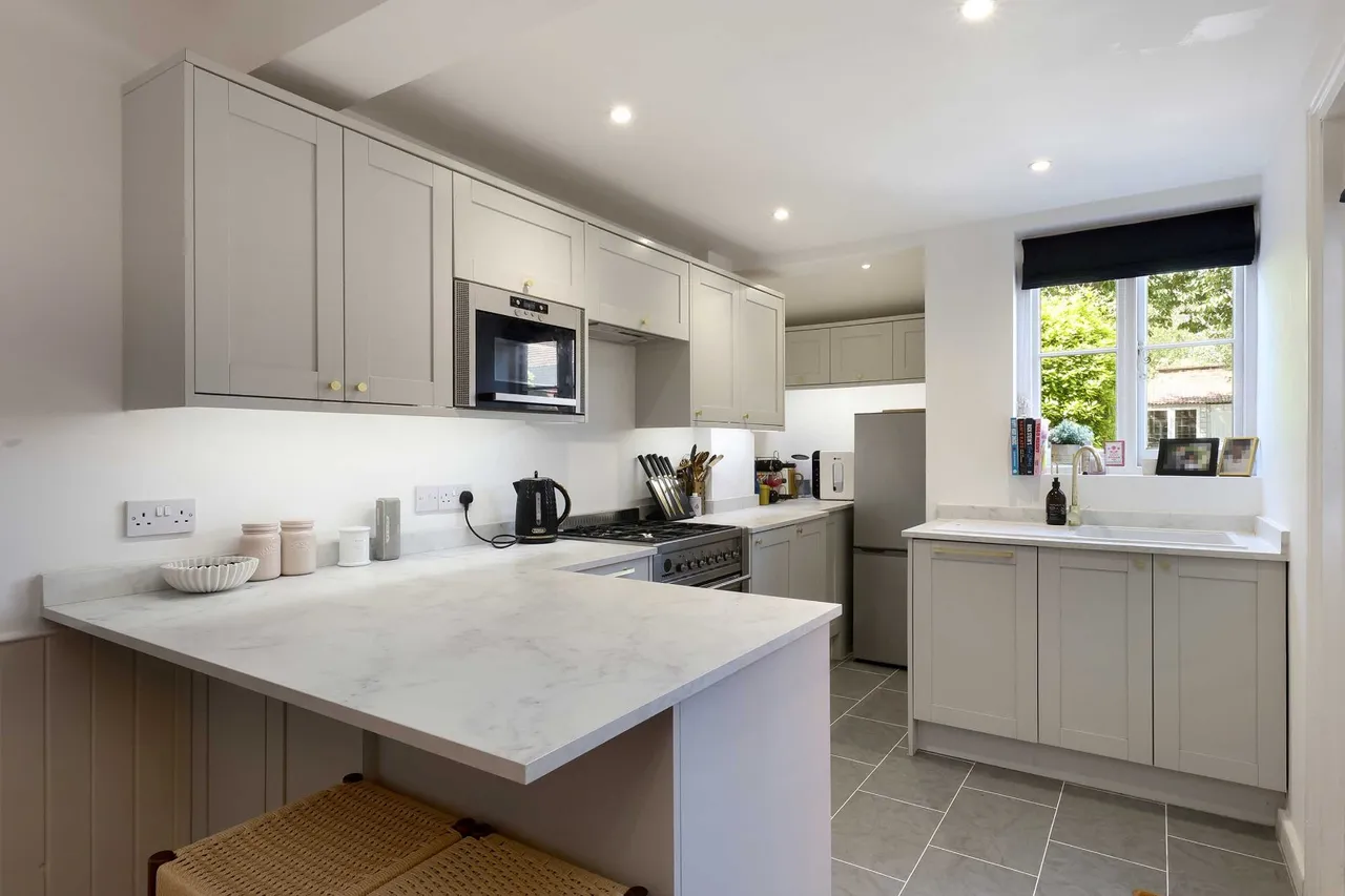 Lakes Lane, Beaconsfield, HP9, photo 6