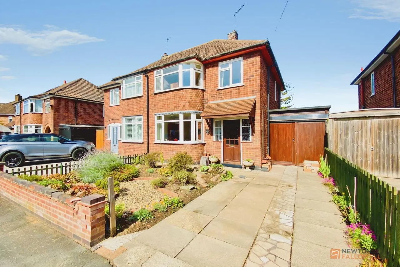 3 bed house for sale, The Ringway, Queniborough, LE7