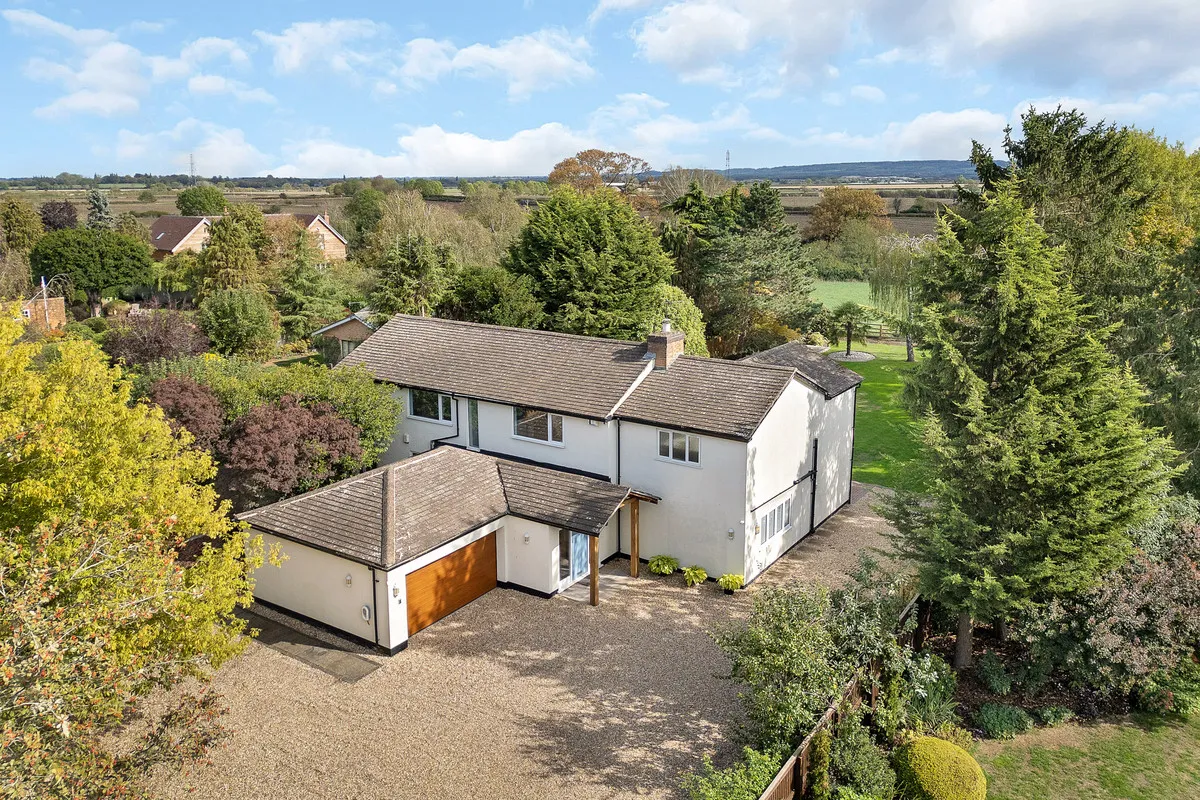 4 bed house for sale, Church Gate, Colston Bassett, NG12