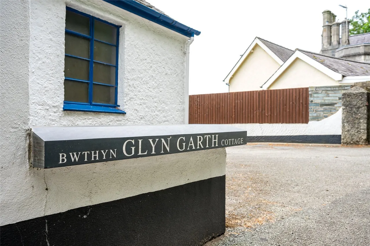 Glyngarth, Menai Bridge, LL59, photo 26