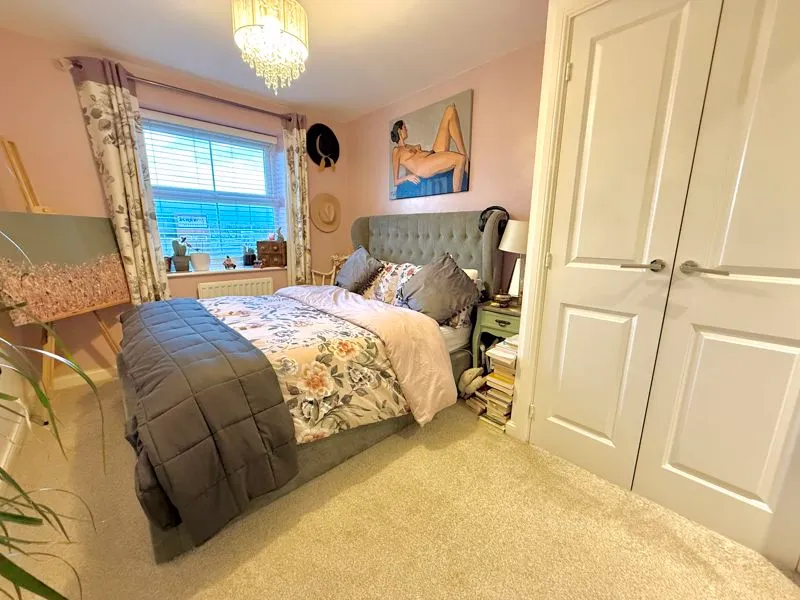 Limestone Grove, Houghton Regis LU5 5NE, photo 4
