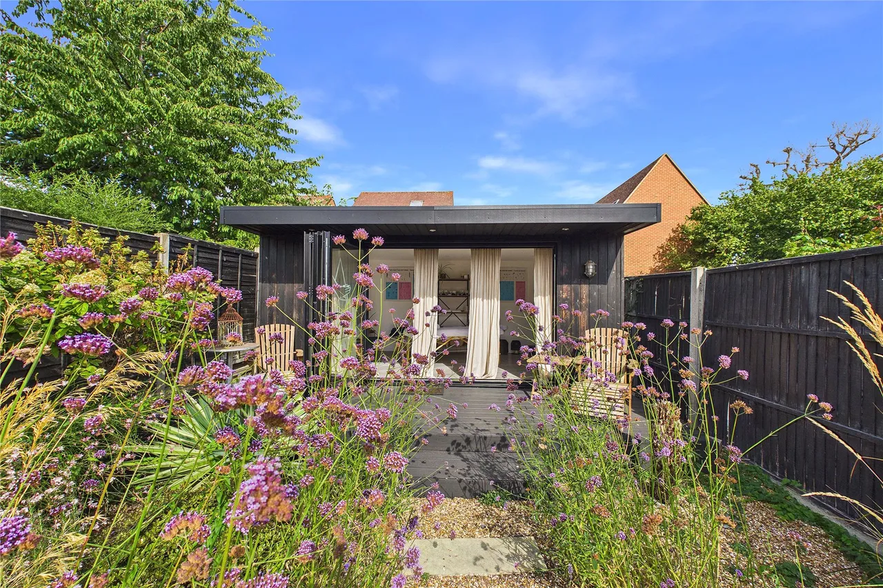 Alpha Road, Chobham, GU24, photo 15