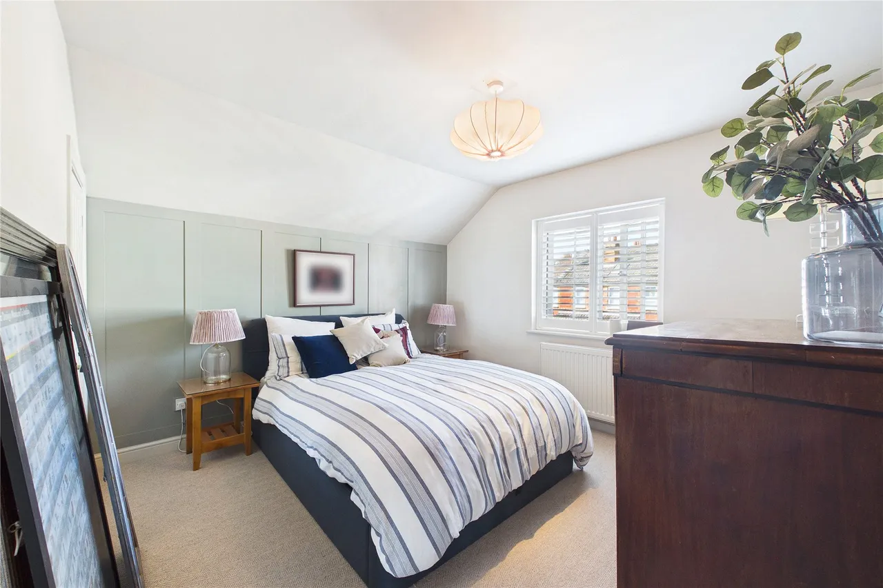 Alpha Road, Chobham, GU24, photo 9