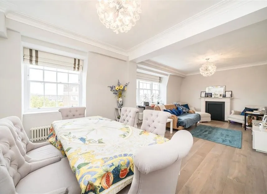 3 bed flat to rent, Onslow Square, South Kensington, SW7
