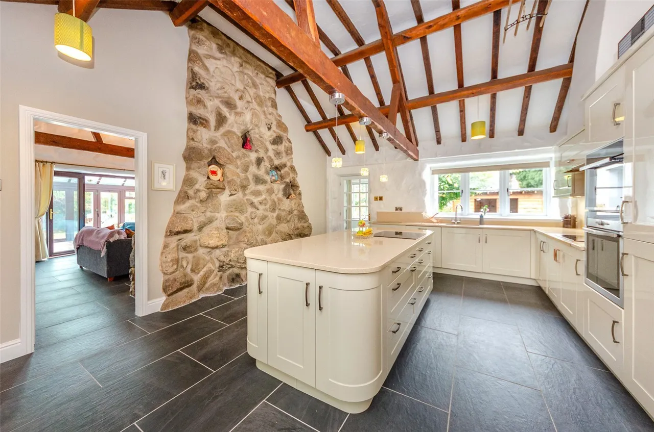 Llanrug, Caernarfon, LL55, photo 7