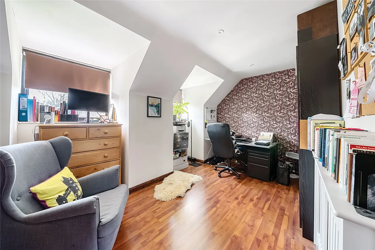 Liberty Hall Road, Addlestone, KT15, photo 13