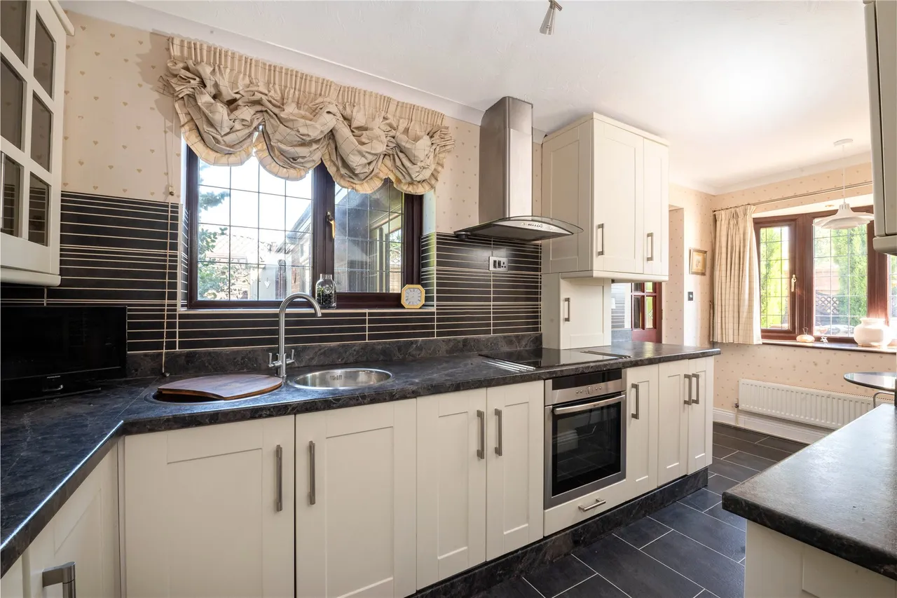 Great Close, Chapel Brampton, NN6, photo 12