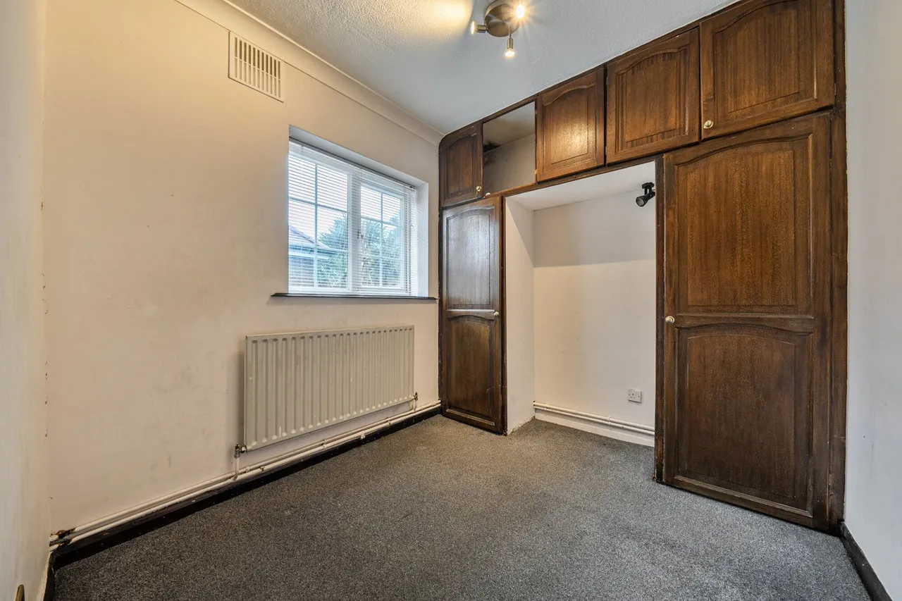 Middle Park Avenue, SE9, photo 5