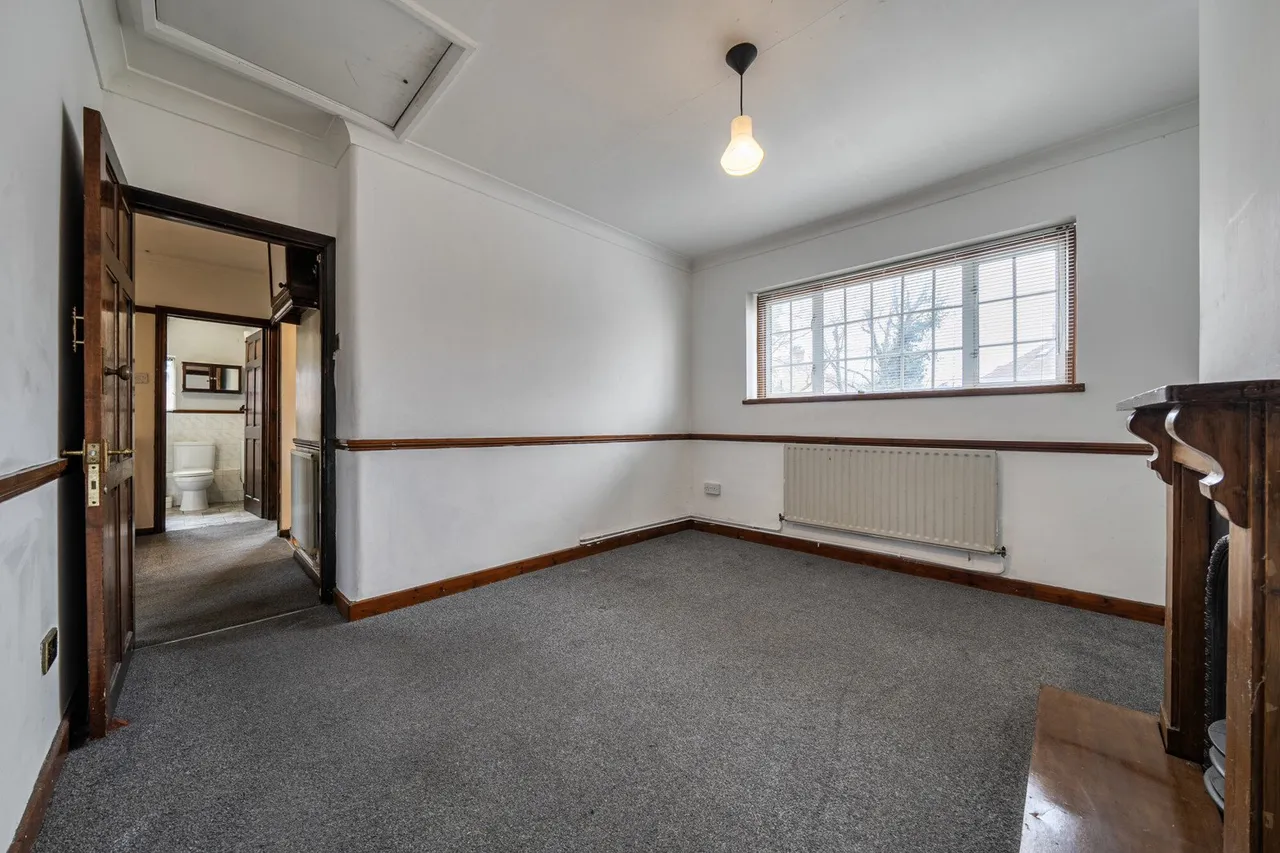 Middle Park Avenue, SE9, photo 13