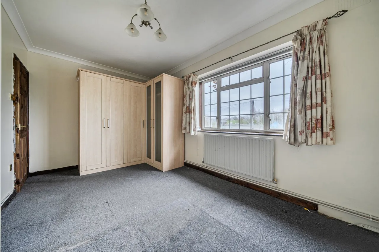 Middle Park Avenue, SE9, photo 3