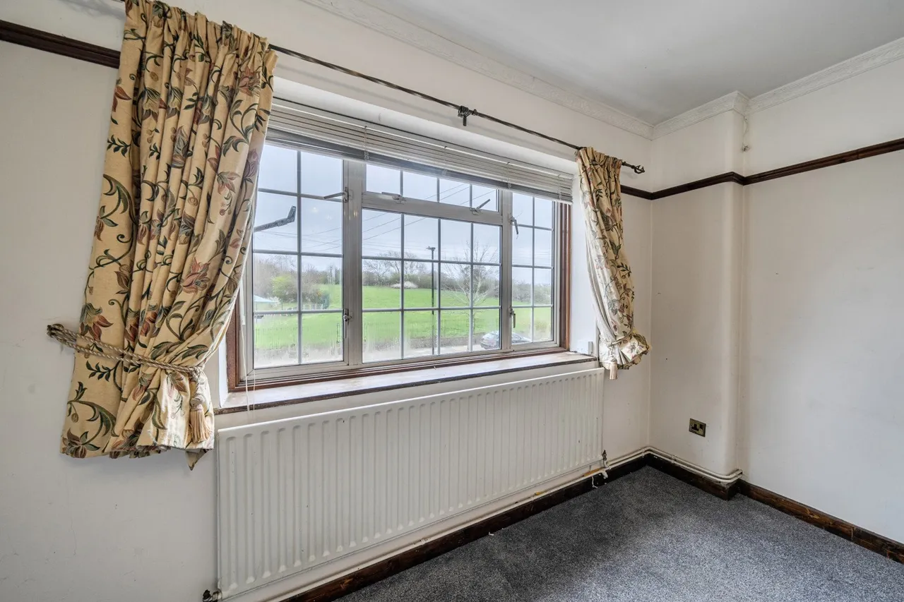 Middle Park Avenue, SE9, photo 17