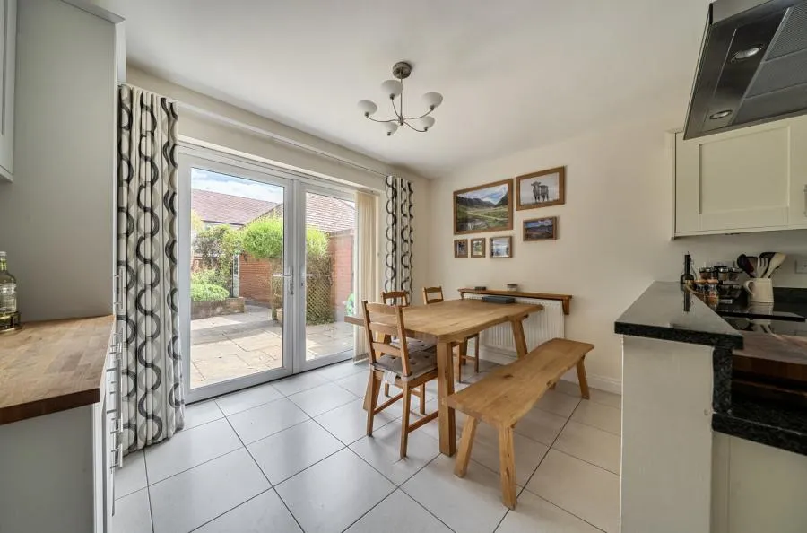 Wardle Avenue, Tilehurst, RG31, photo 23