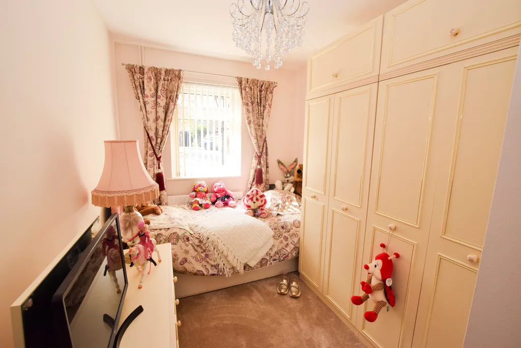 Edward Parry Court, Dawley Bank, TF4, photo 9