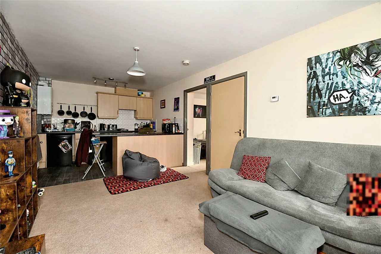 Gresham Close, Sutton-in-Ashfield, NG17, photo 8