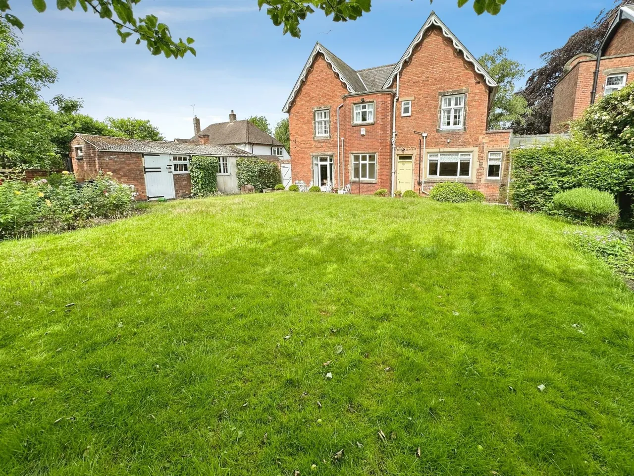 Newton Road, Burton-On-Trent, DE15, photo 28
