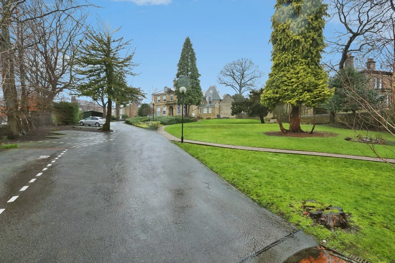 Ranmoor Park Road, Sheffield, S10, photo 30
