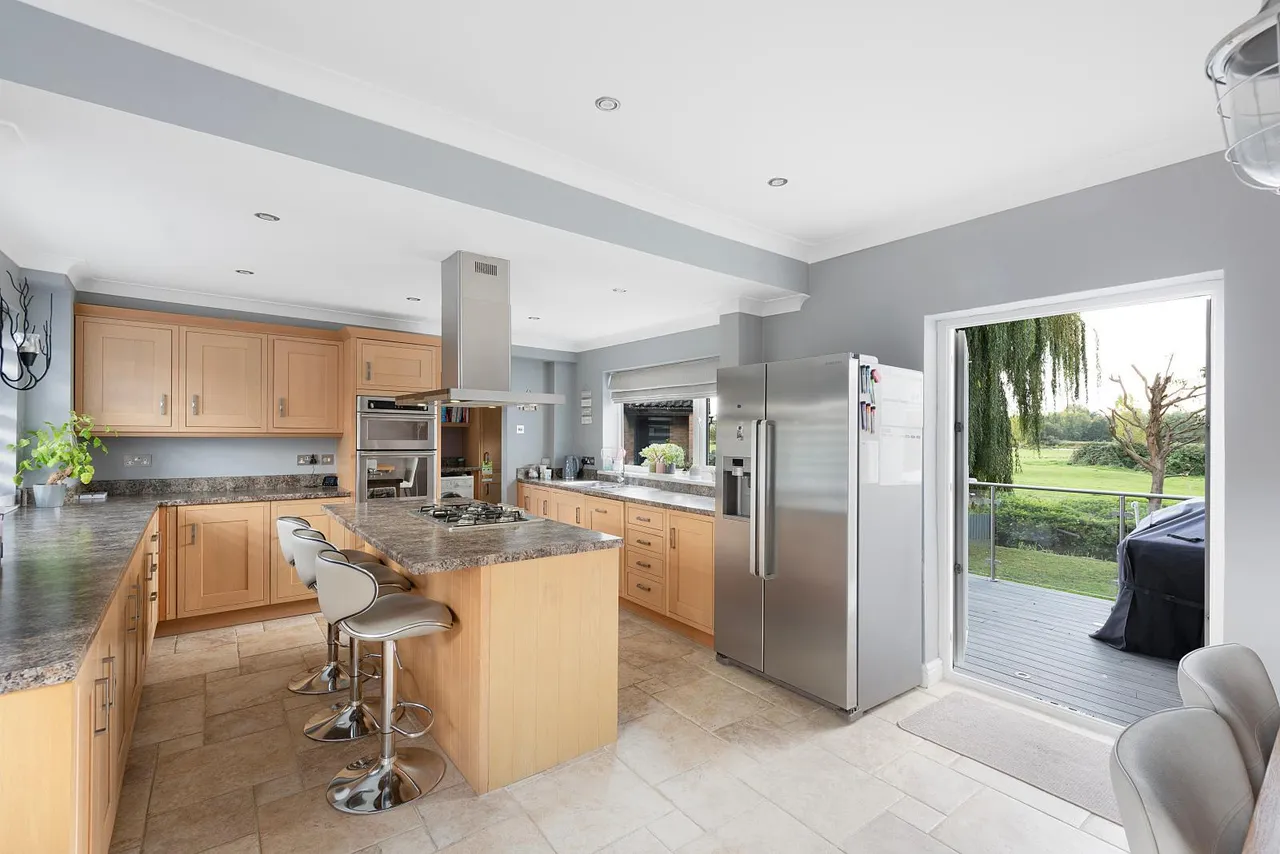 Priory Road, St. Ives, PE27, photo 3