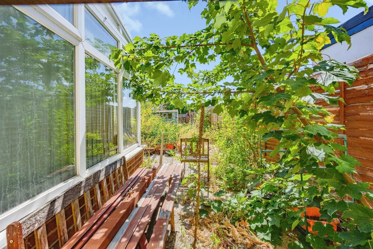 Briar Road, Watford, WD25, photo 11
