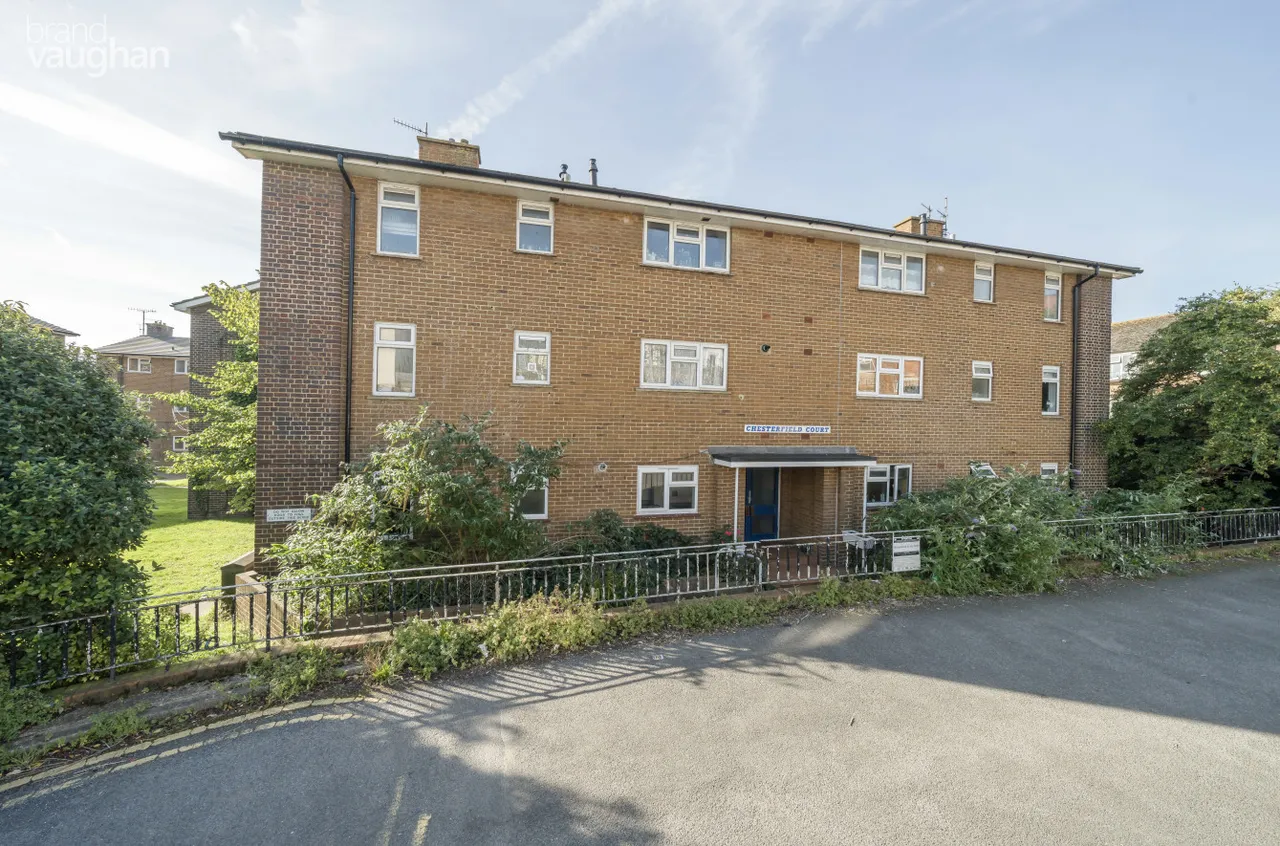 2 bed flat to rent, Marine View, Brighton, BN2