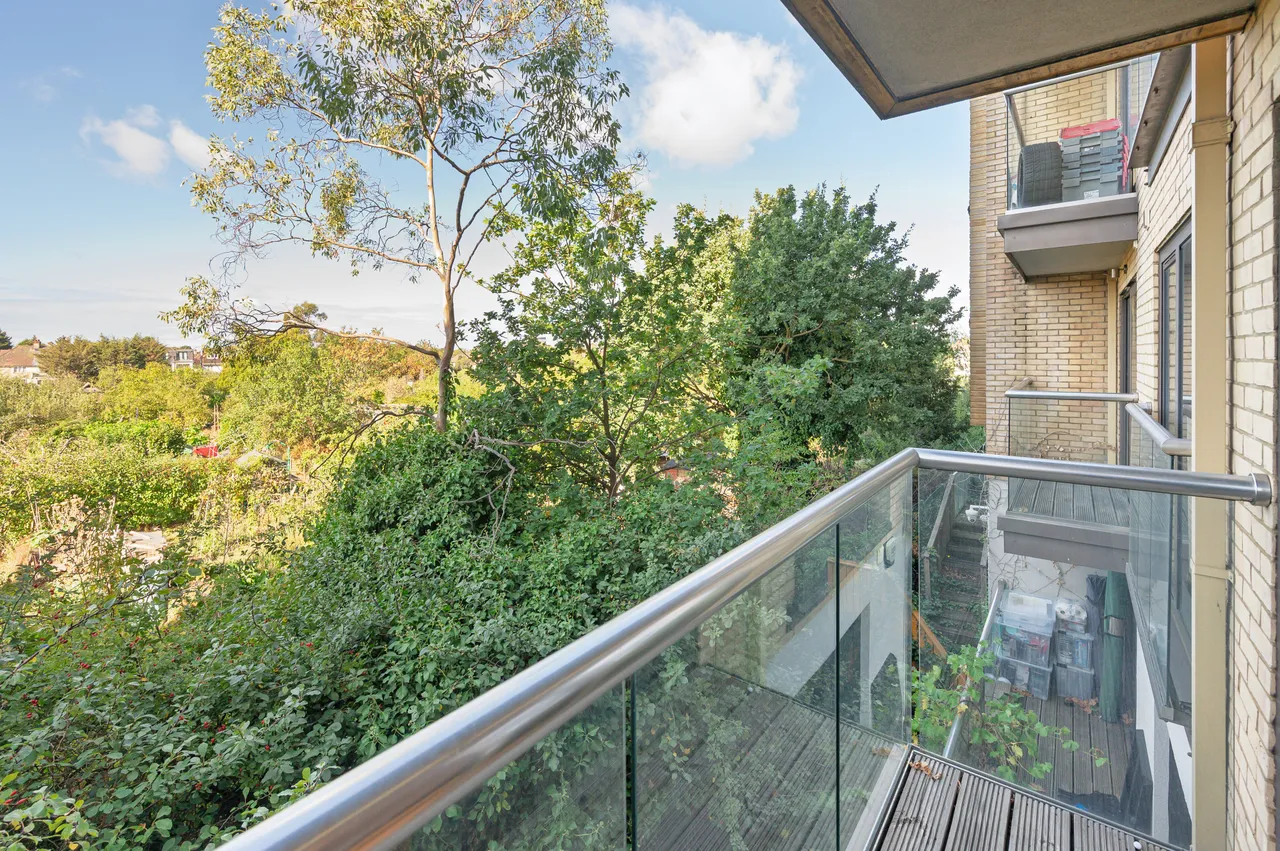 18 Sunflower Court, 173 Granville Road, London, photo 9