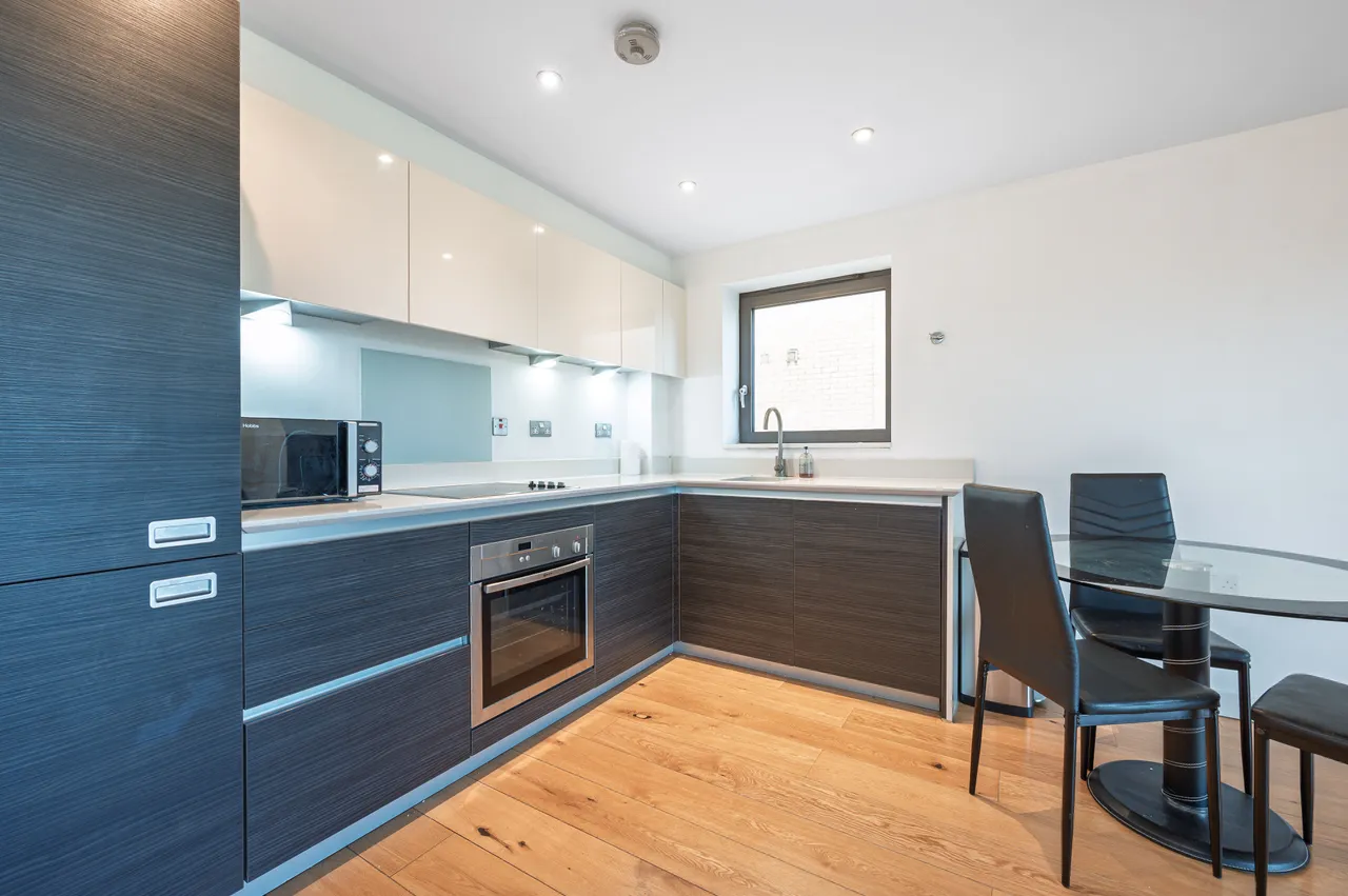 18 Sunflower Court, 173 Granville Road, London, photo 8